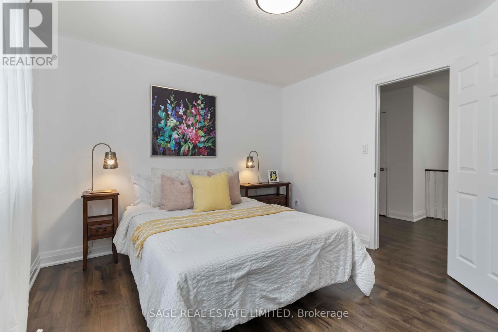 Photo 25 of 4159 Castlebury Street, Mississauga ON