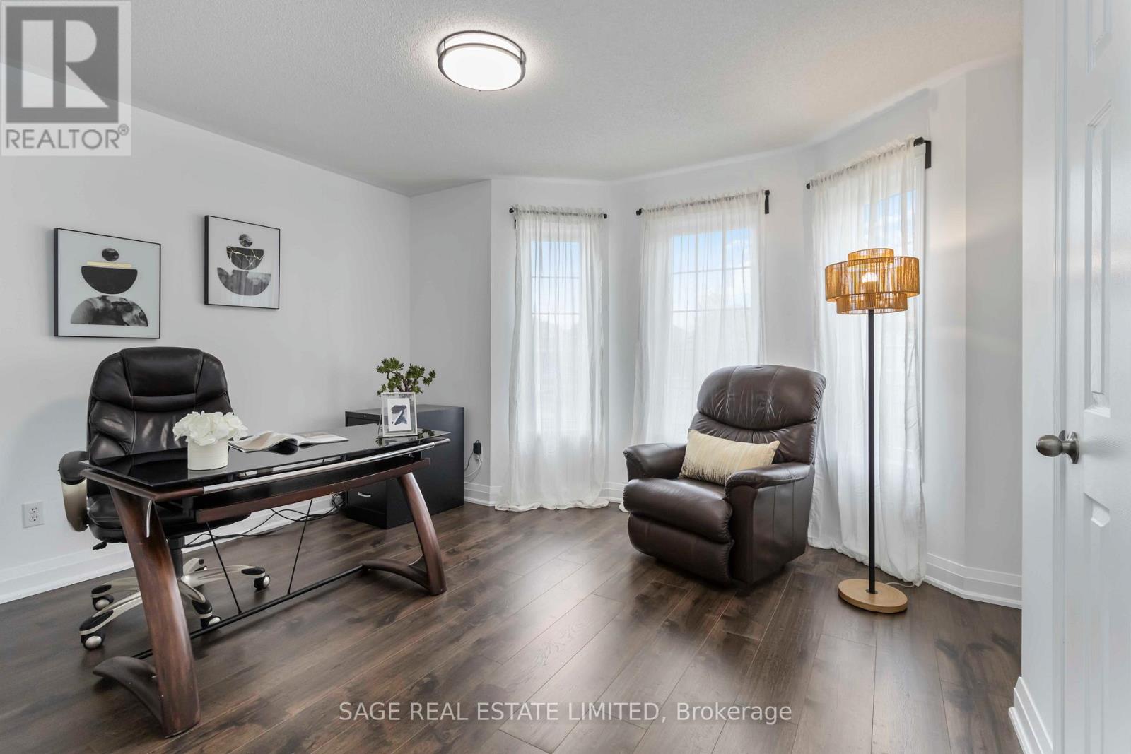 Photo 30 of 4159 Castlebury Street, Mississauga ON