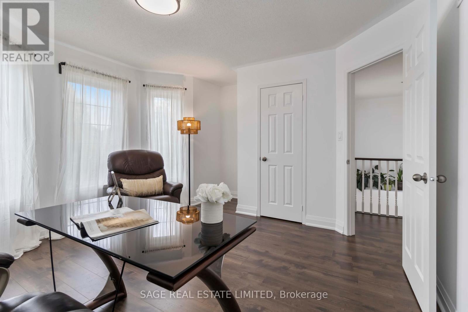 Photo 31 of 4159 Castlebury Street, Mississauga ON