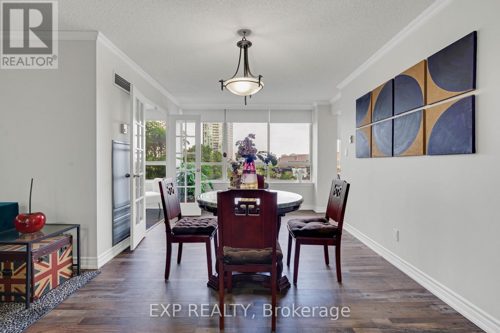 Photo 10 of 203 3605 Kariya Drive, Mississauga ON
