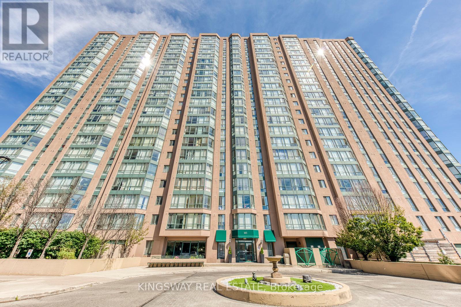 Photo 2 of 110 145 Hillcrest Avenue, Mississauga ON