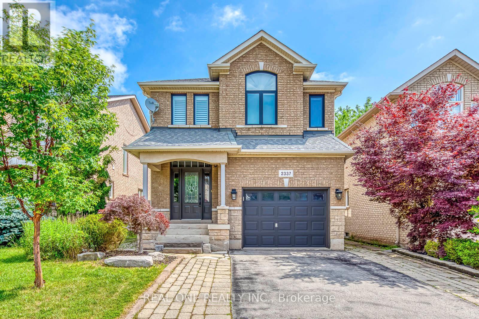 Photo 1 of 2337 Hilda Drive, Oakville ON