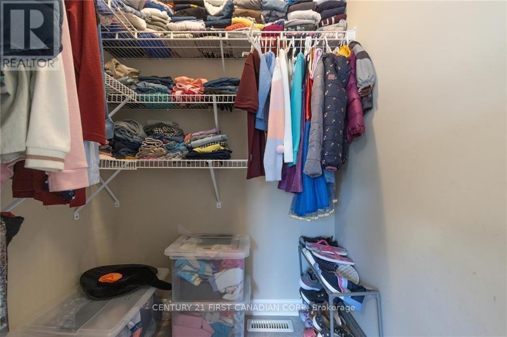 Photo 23 of 3131 Emily Carr Lane, London South ON