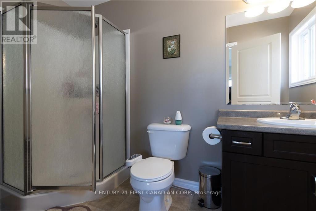 Photo 17 of 3131 Emily Carr Lane, London South ON
