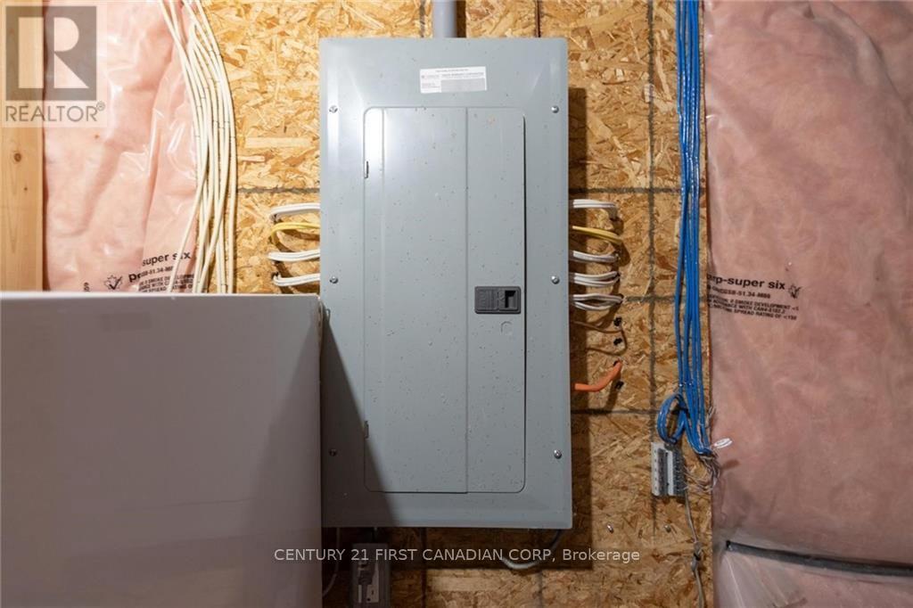 Photo 30 of 3131 Emily Carr Lane, London South ON