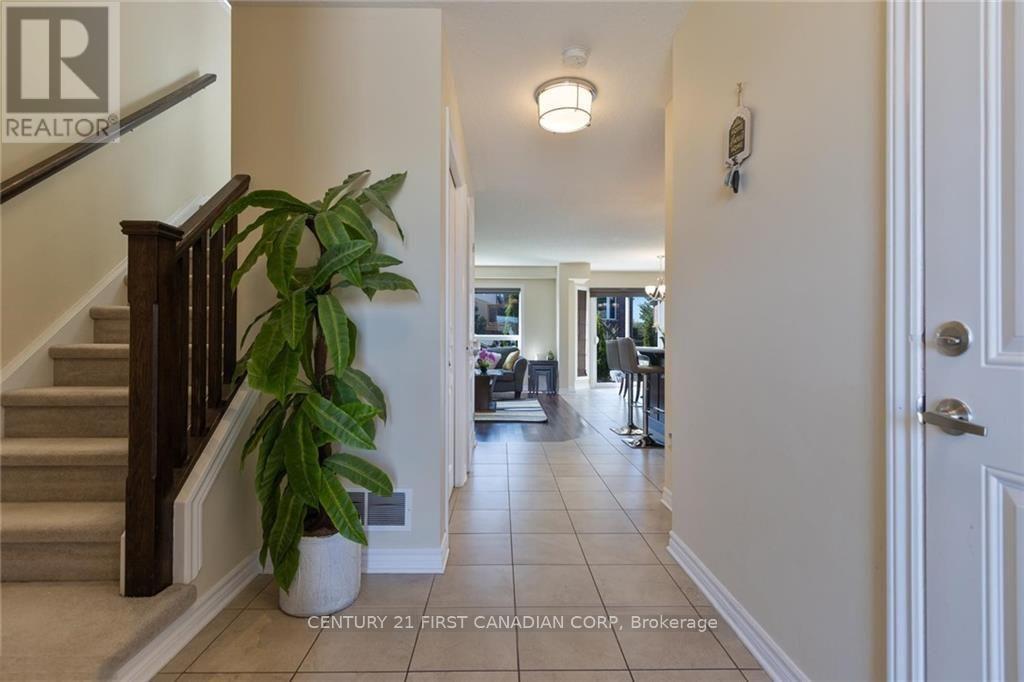 Photo 4 of 3131 Emily Carr Lane, London South ON