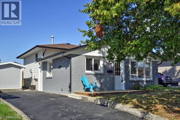 Photo 28 of 30 Grenadier Road, Cambridge ON