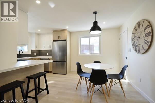 Photo 9 of 30 Grenadier Road, Cambridge ON