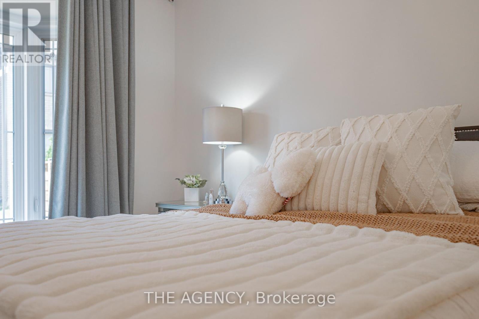 Photo 23 of 425 Melling Avenue, Peterborough ON