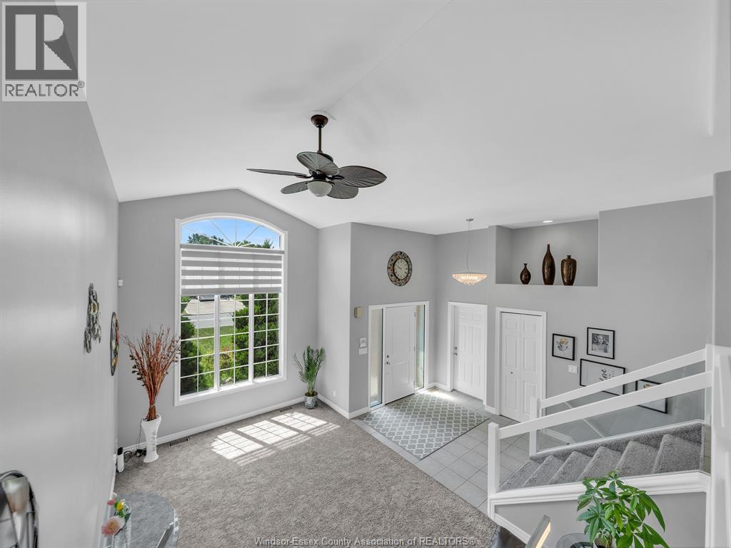 Photo 6 of 549 Birmingham Avenue, Lasalle ON