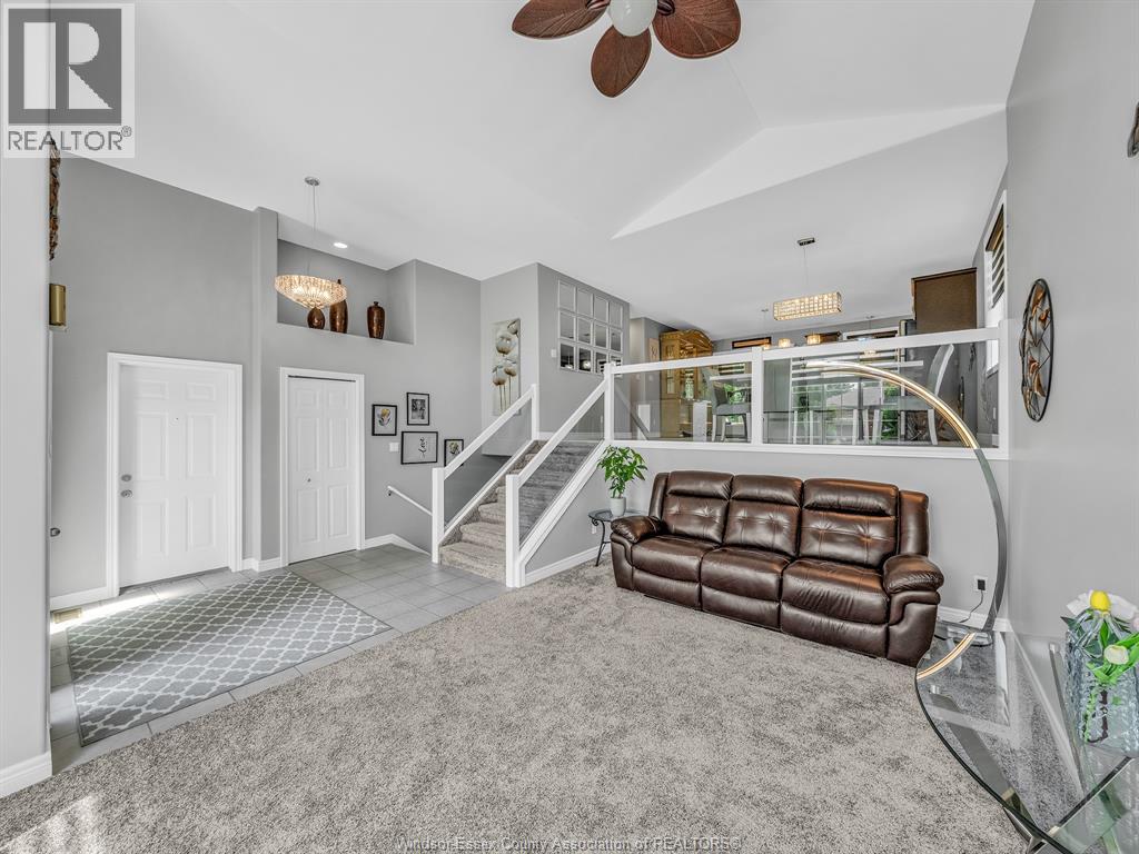 Photo 7 of 549 Birmingham Avenue, Lasalle ON
