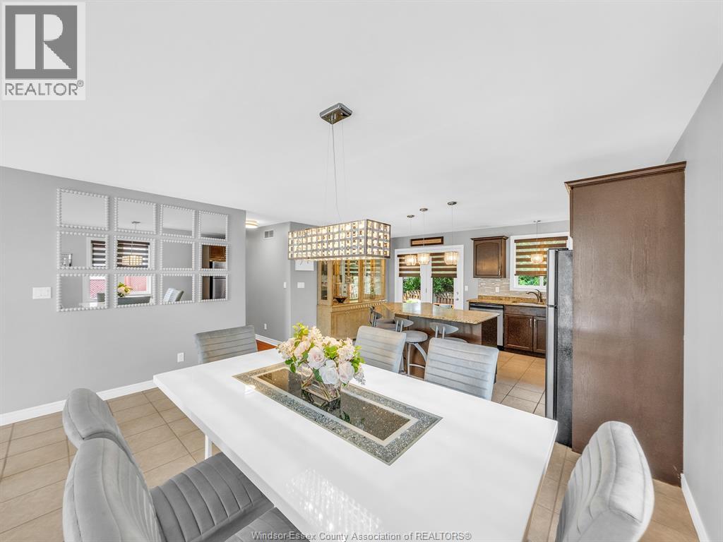 Photo 9 of 549 Birmingham Avenue, Lasalle ON