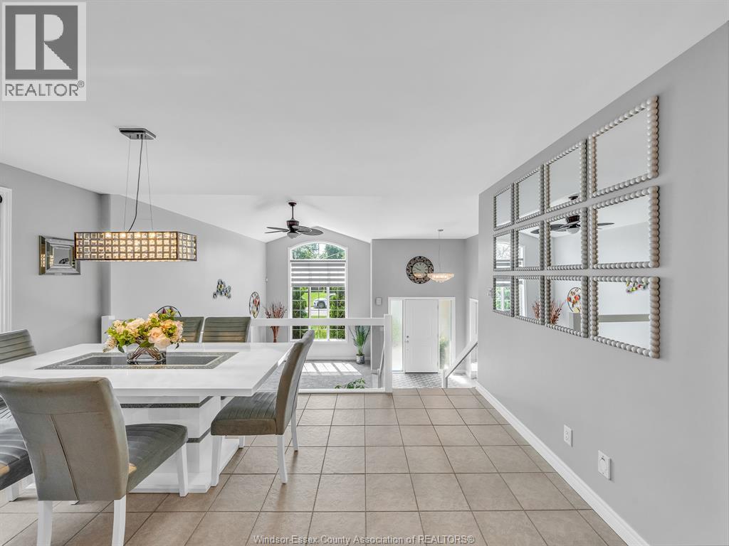 Photo 11 of 549 Birmingham Avenue, Lasalle ON