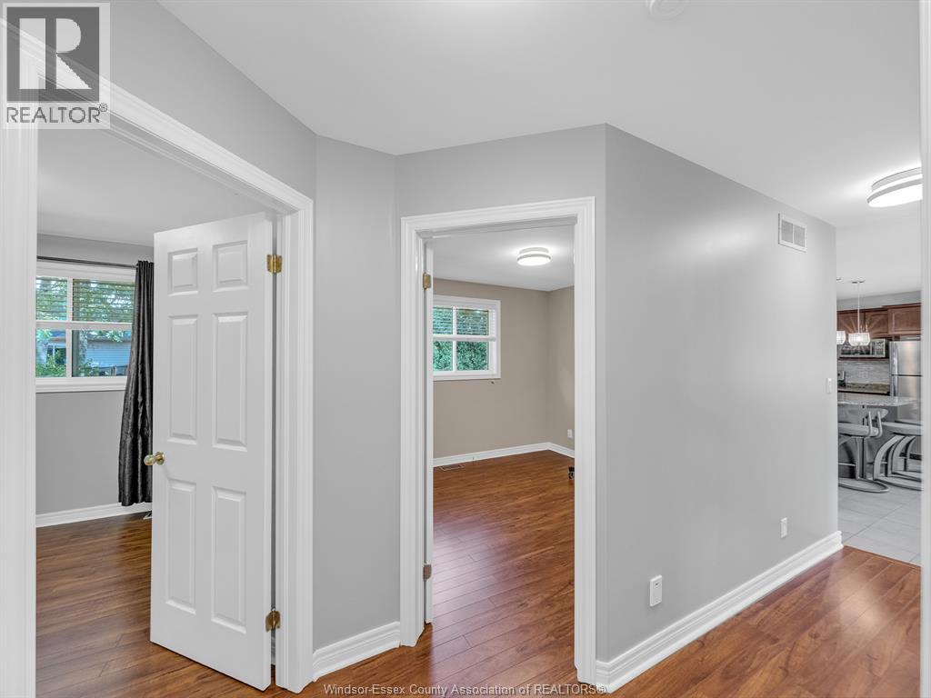 Photo 22 of 549 Birmingham Avenue, Lasalle ON
