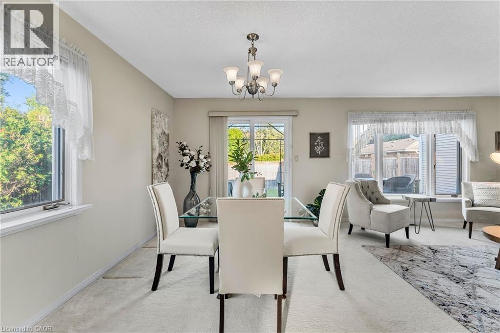 Photo 14 of 8 Garden Drive, Smithville ON