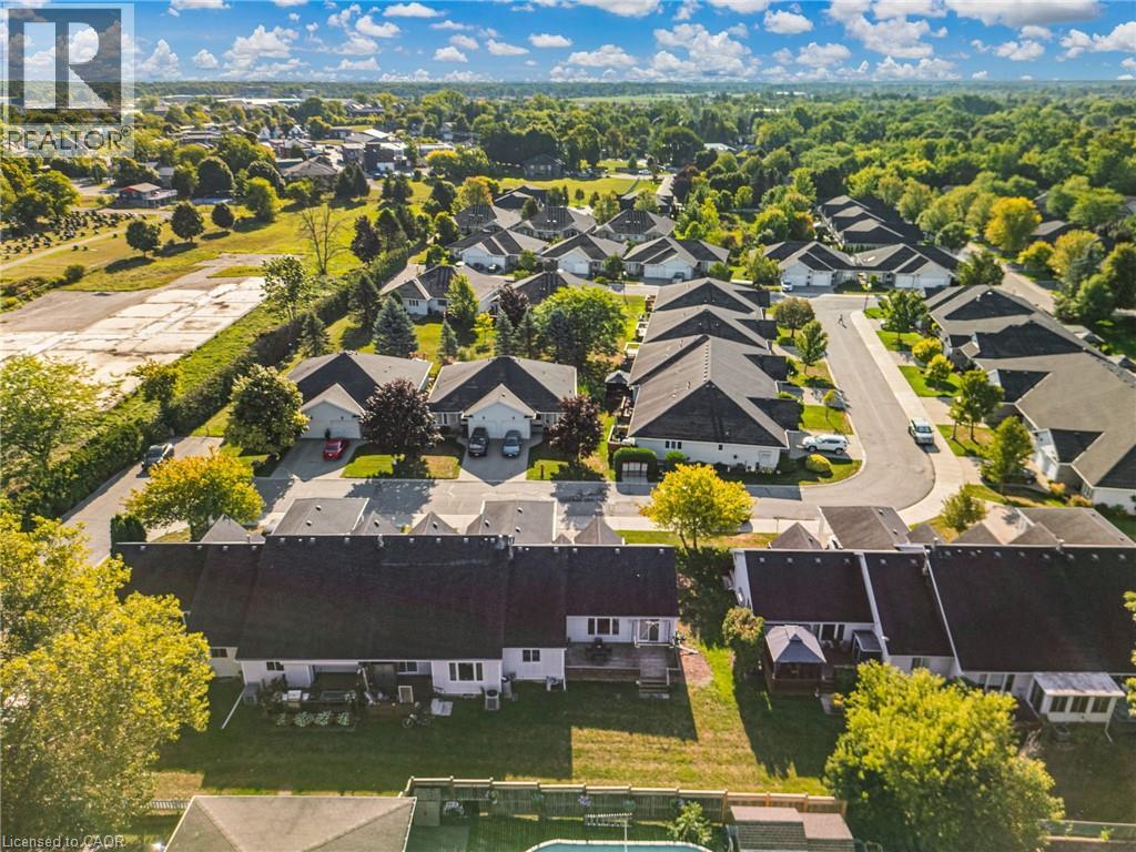 Photo 42 of 8 Garden Drive, Smithville ON