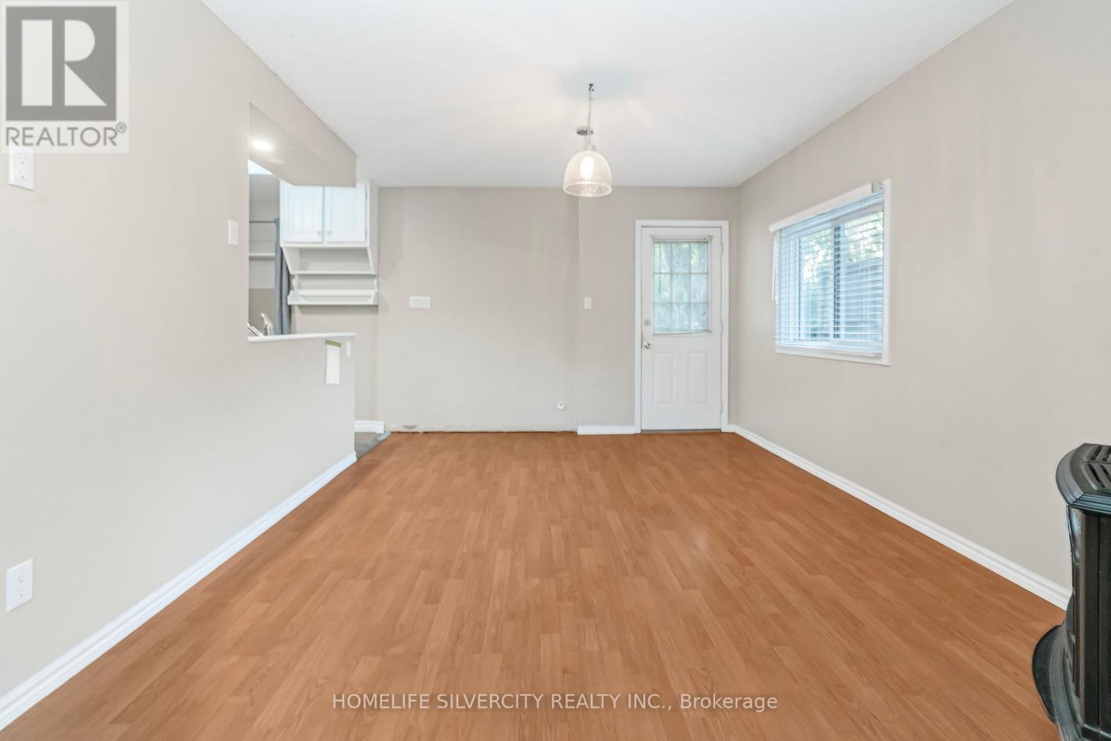 Photo 34 of 35 Lynn Park Avenue, Norfolk ON