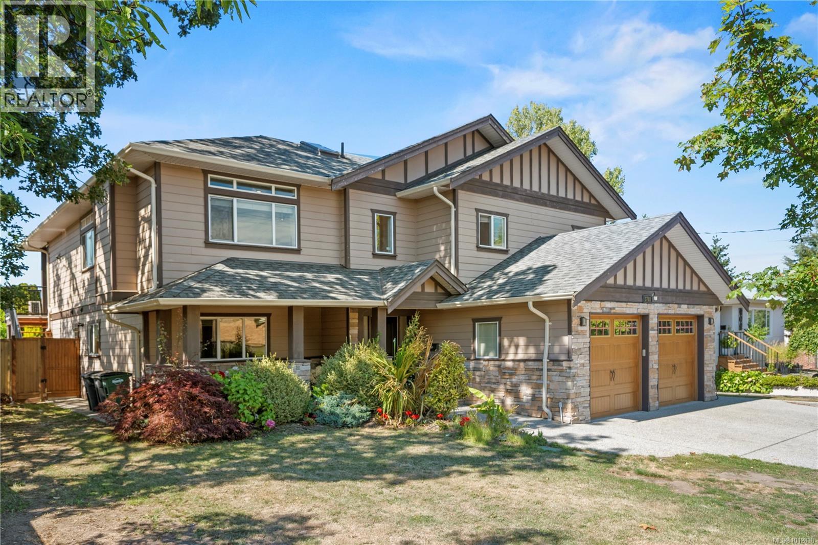 Photo 30 of 3708 Tillicum Rd, Saanich BC