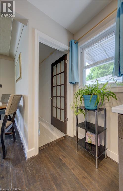 Photo 23 of 81 Strathcona Avenue, Brantford ON