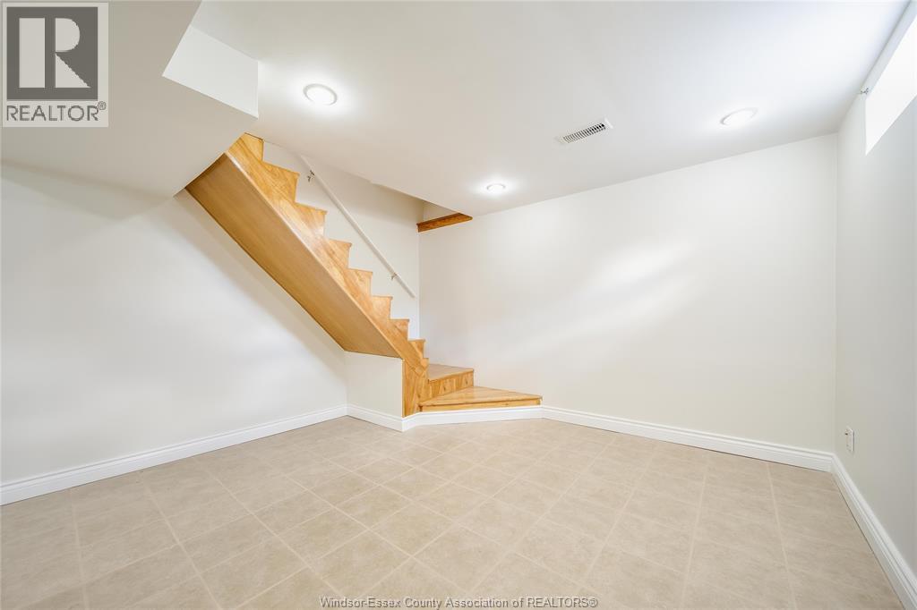 Photo 31 of 1632 Bernard Road, Windsor ON