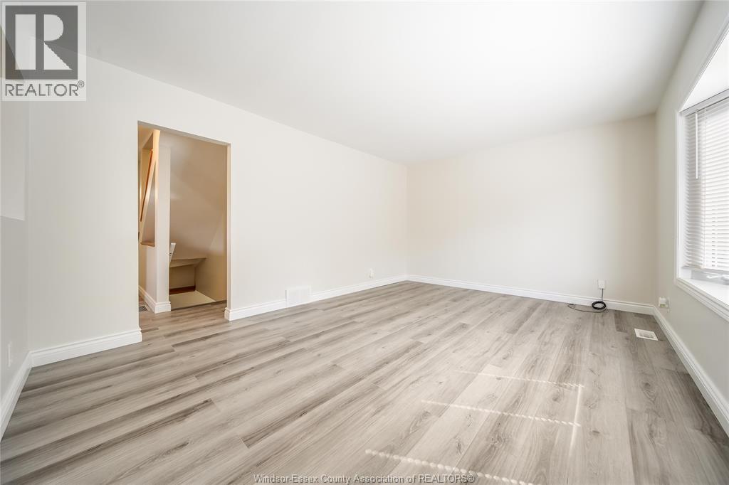Photo 5 of 1632 Bernard Road, Windsor ON