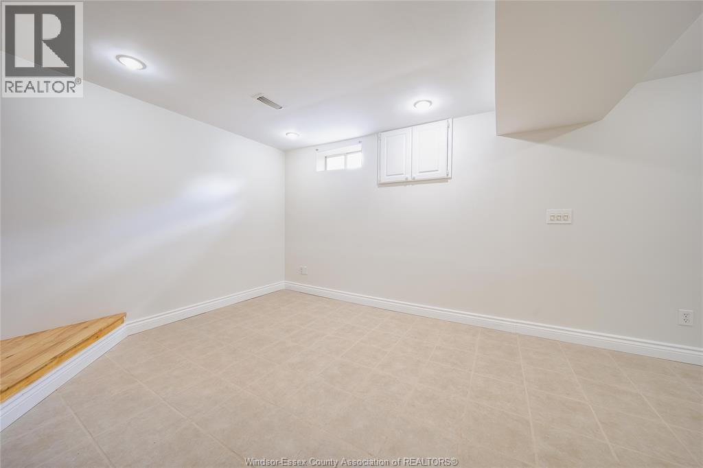 Photo 33 of 1632 Bernard Road, Windsor ON