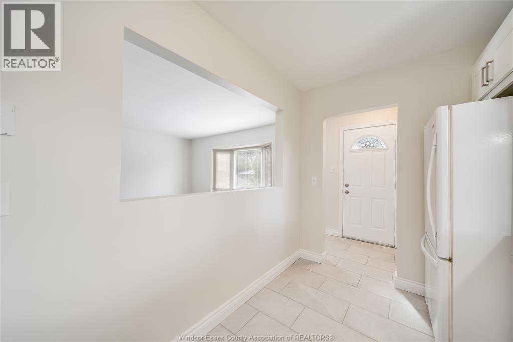 Photo 16 of 1632 Bernard Road, Windsor ON