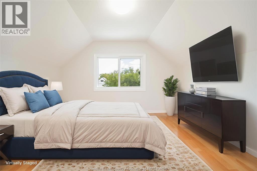 Photo 26 of 1632 Bernard Road, Windsor ON