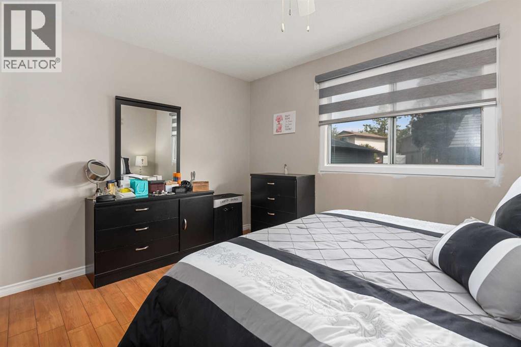 Photo 17 of 156 Rundlehill Drive Ne, Calgary AB