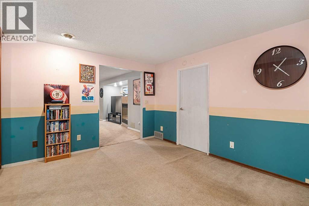 Photo 28 of 156 Rundlehill Drive Ne, Calgary AB