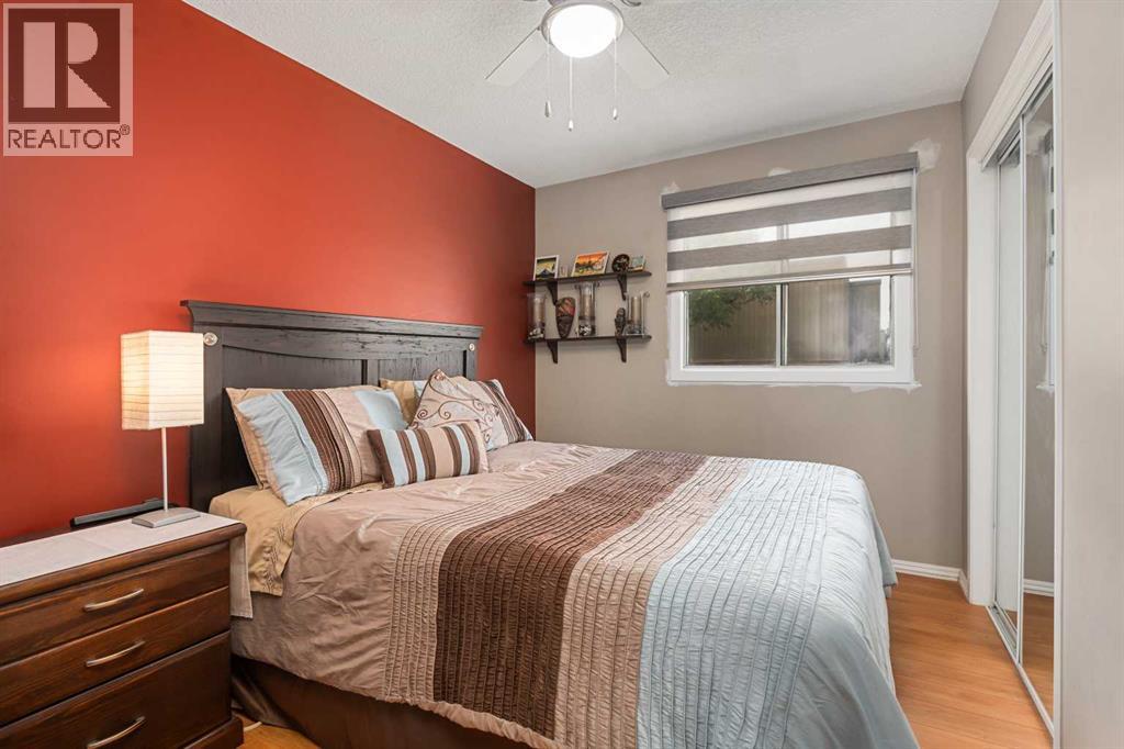 Photo 18 of 156 Rundlehill Drive Ne, Calgary AB