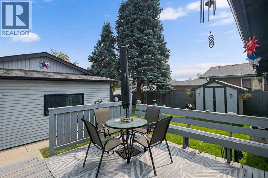 Photo 33 of 156 Rundlehill Drive Ne, Calgary AB