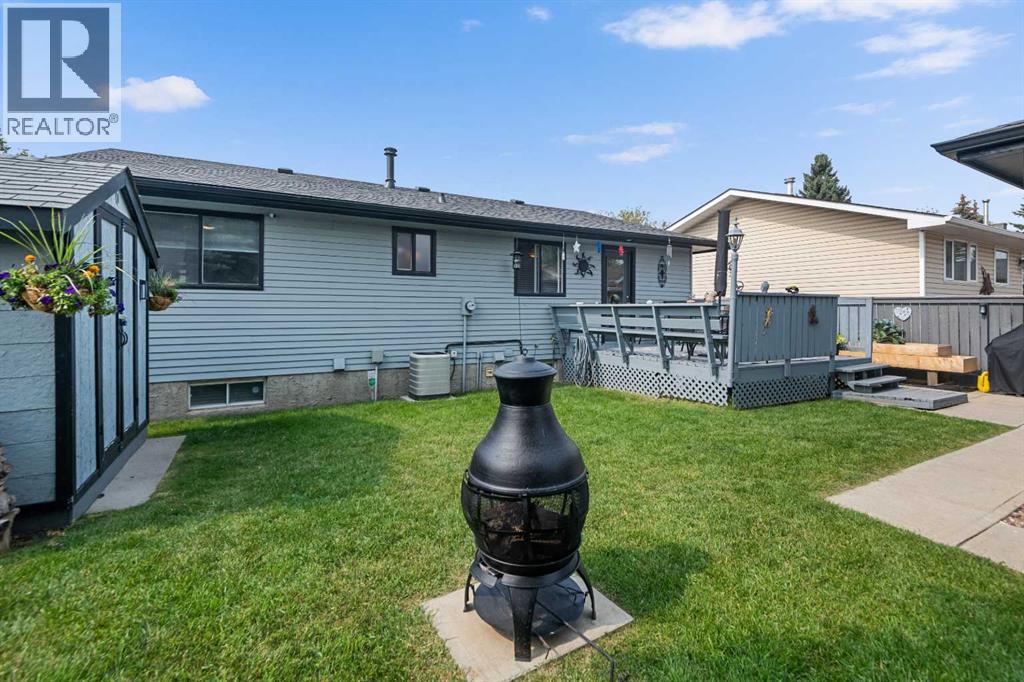 Photo 36 of 156 Rundlehill Drive Ne, Calgary AB