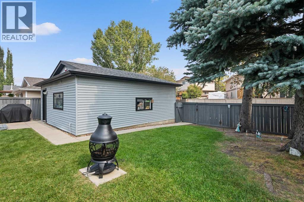 Photo 38 of 156 Rundlehill Drive Ne, Calgary AB