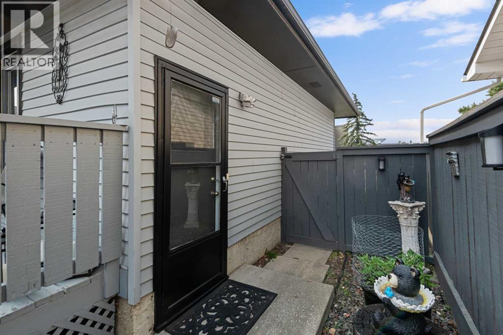 Photo 41 of 156 Rundlehill Drive Ne, Calgary AB