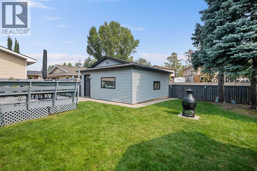 Photo 37 of 156 Rundlehill Drive Ne, Calgary AB