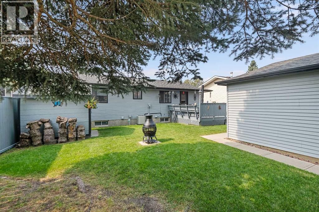Photo 40 of 156 Rundlehill Drive Ne, Calgary AB