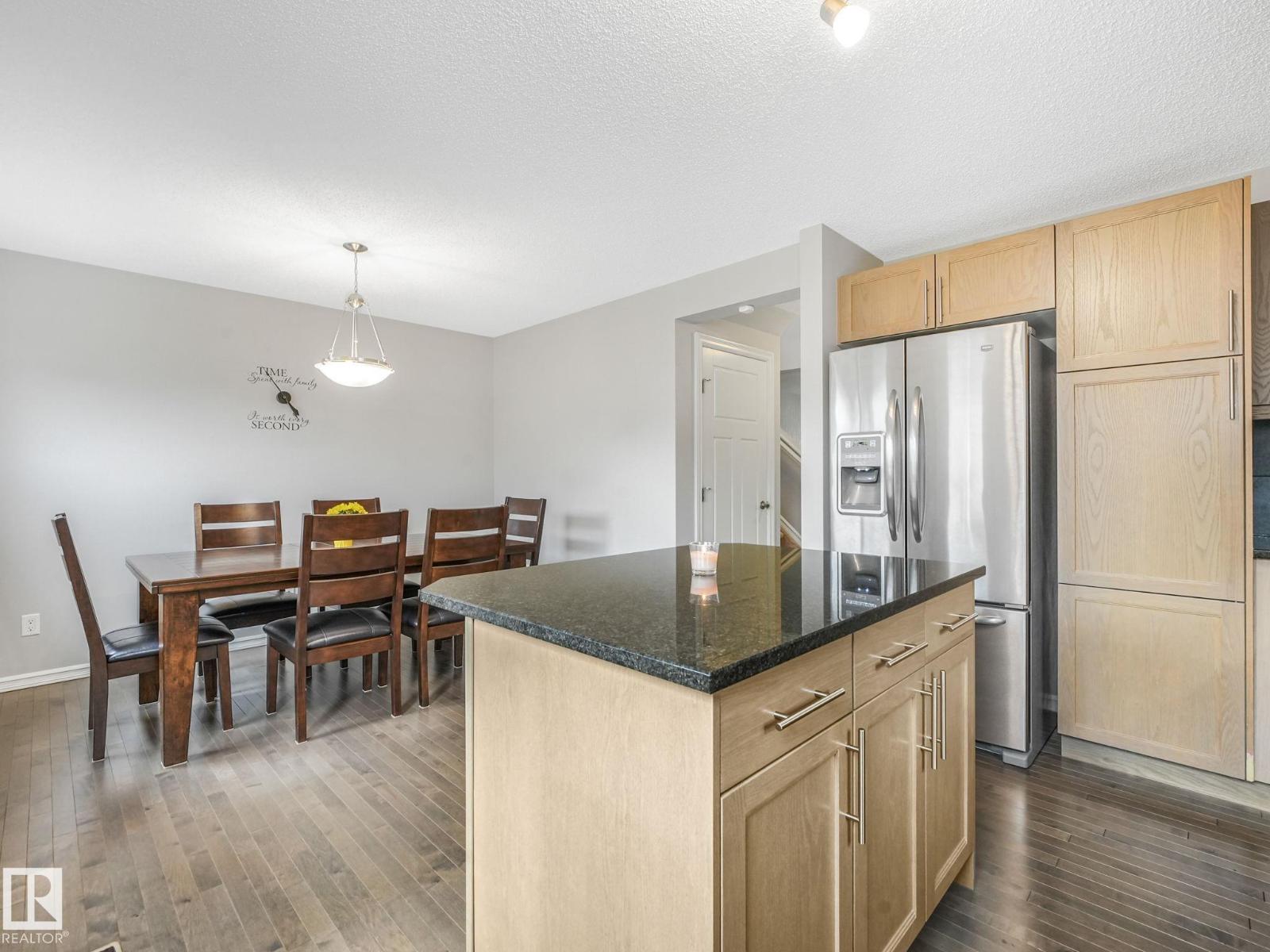 Photo 16 of 821 36 A Av Nw, Edmonton AB