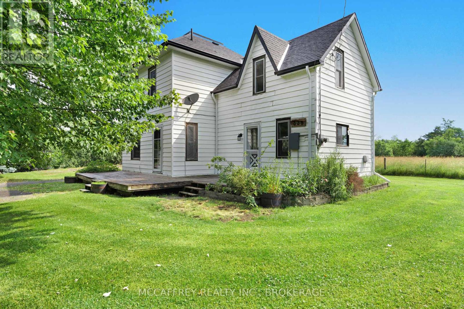 Photo 24 of 338 Burridge Road E, Frontenac ON