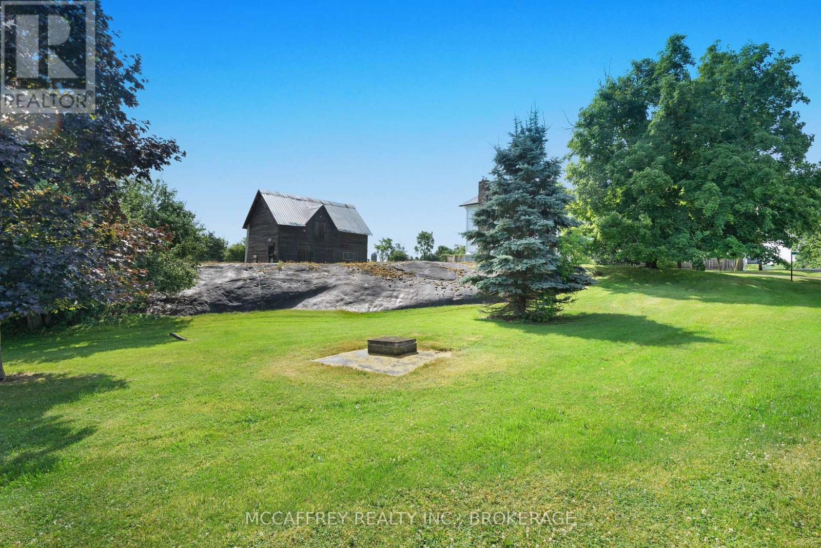 Photo 28 of 338 Burridge Road E, Frontenac ON