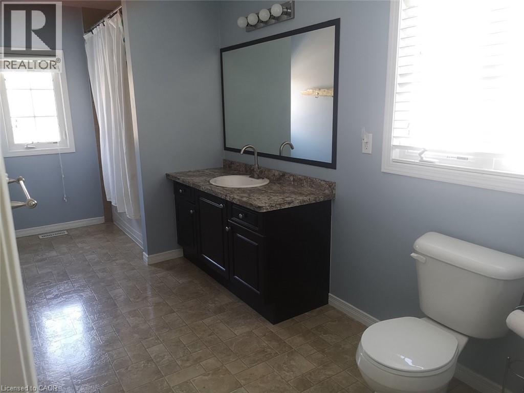 Photo 8 of 559 Wood Nettle Way, Waterloo ON