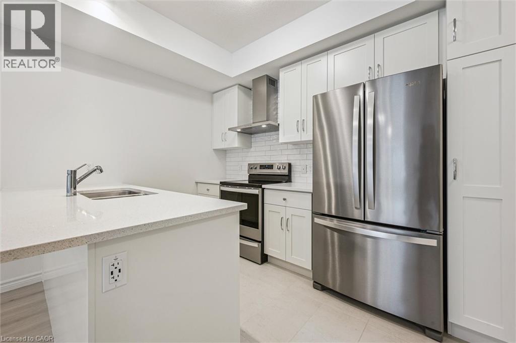 Photo 7 of 51 Lomond Lane, Kitchener ON