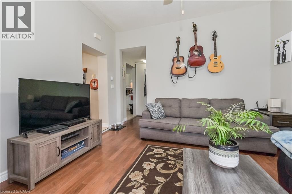 Photo 16 of 213 Main Street E, Palmerston ON