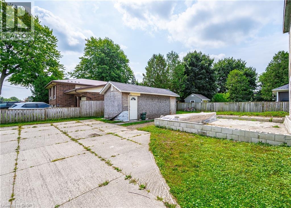 Photo 40 of 210 York Street, Palmerston ON