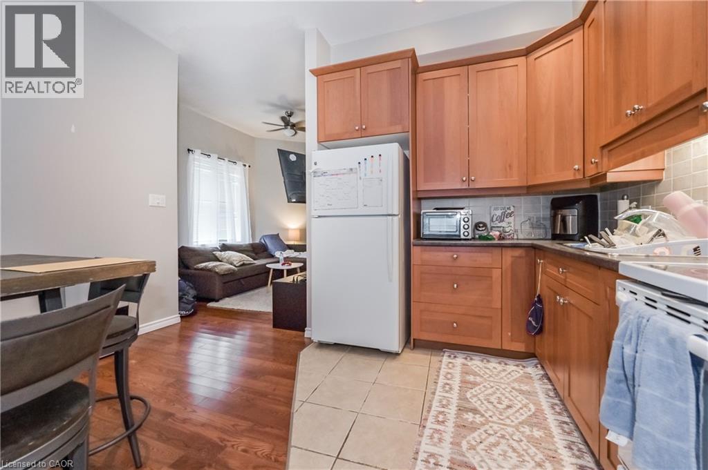 Photo 5 of 210 York Street, Palmerston ON