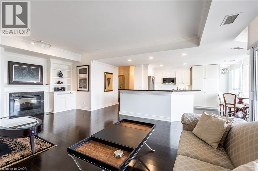 Photo 15 of 1477 Lakeshore Road Unit 1102, Burlington ON