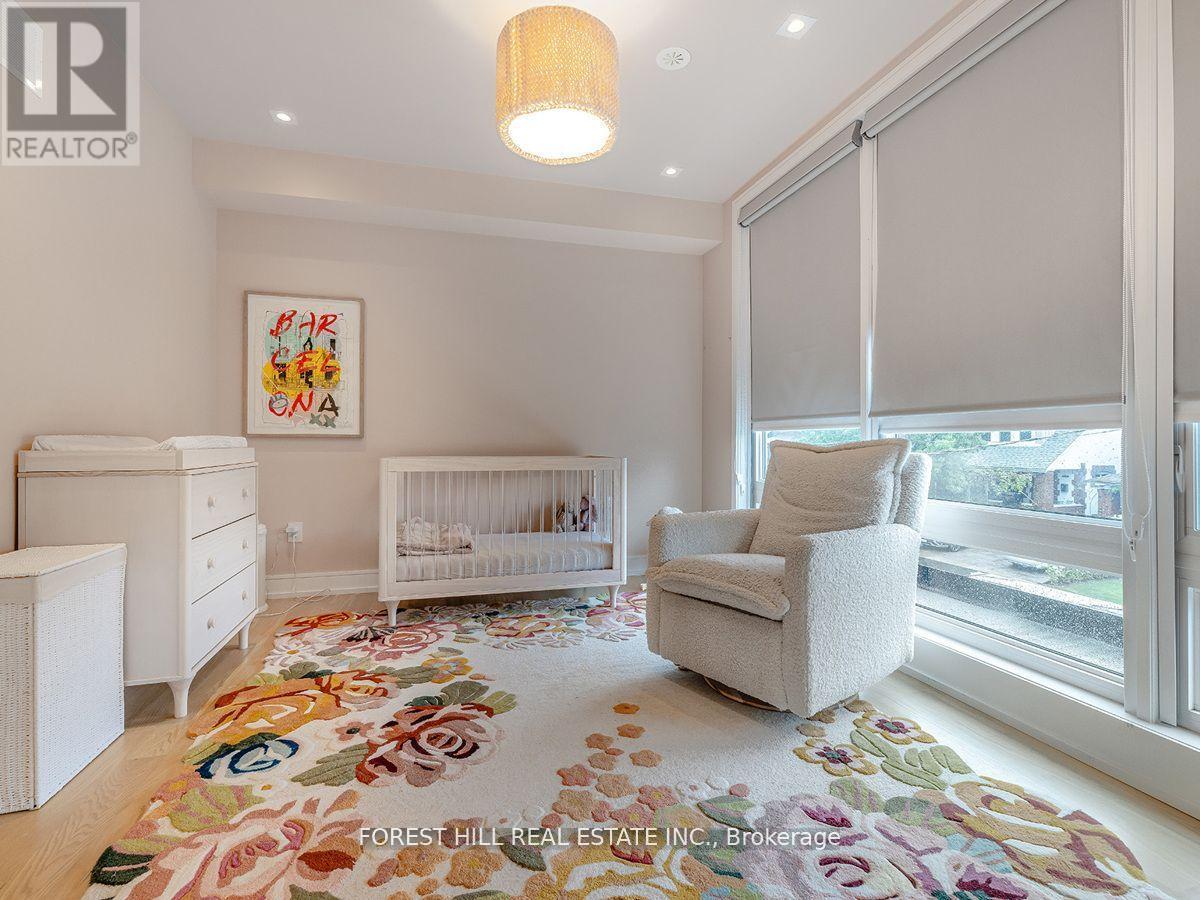 Photo 12 of 534 Rushton Road, Toronto ON