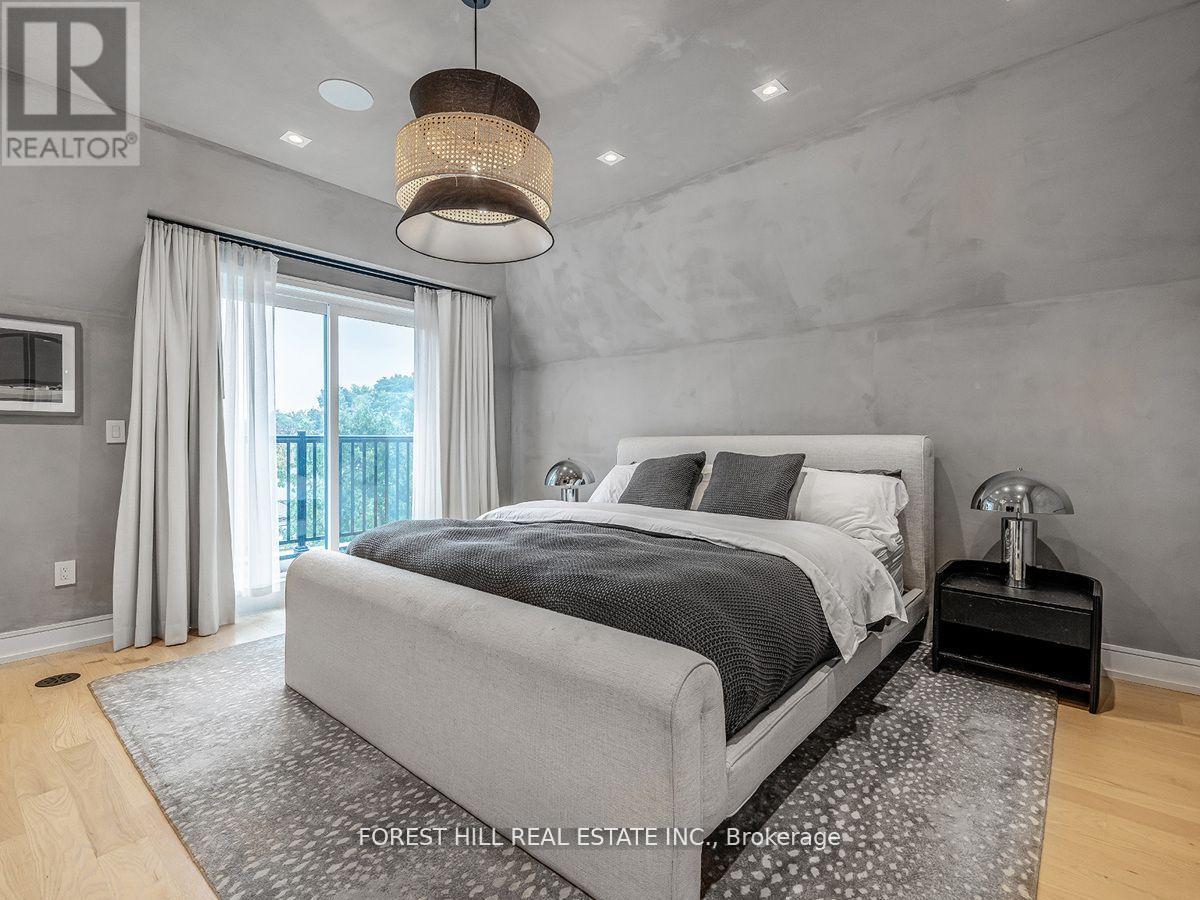 Photo 19 of 534 Rushton Road, Toronto ON