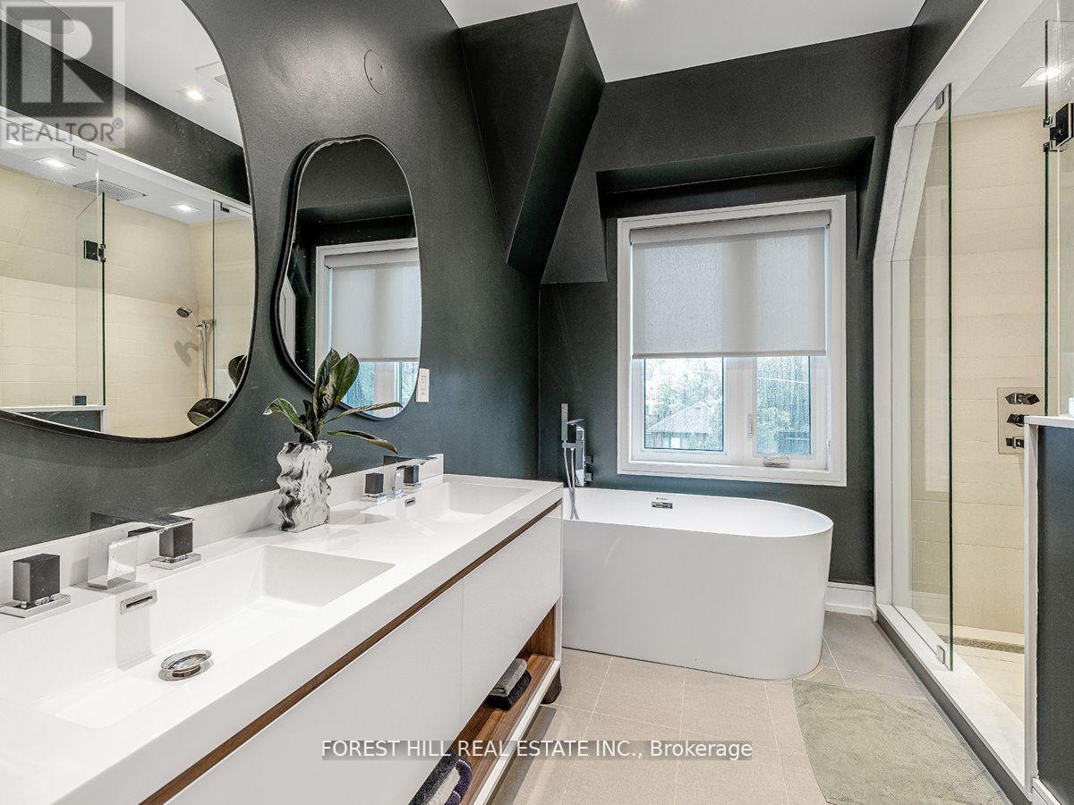 Photo 21 of 534 Rushton Road, Toronto ON
