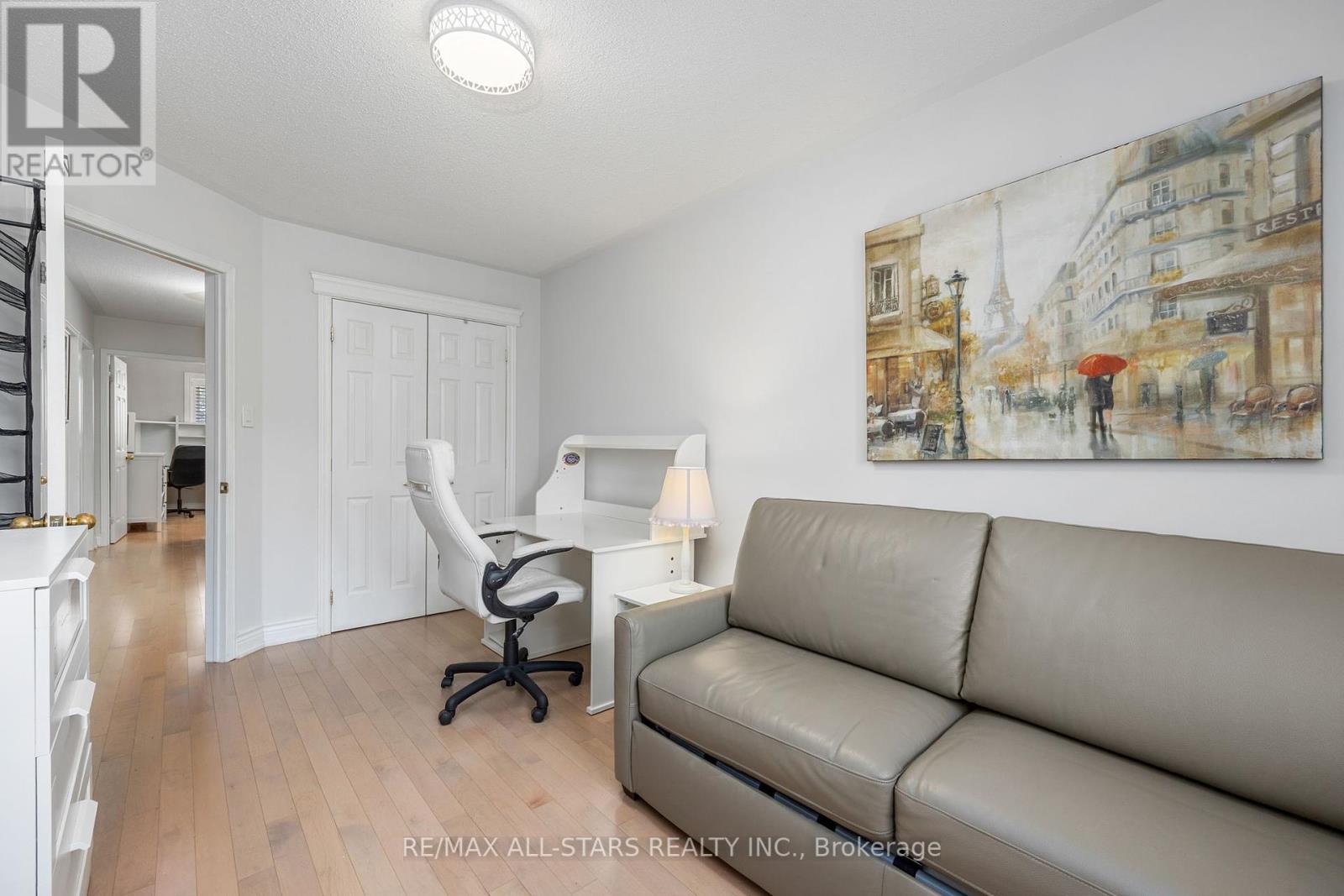 Photo 21 of 10 Sufi Crescent, Toronto ON